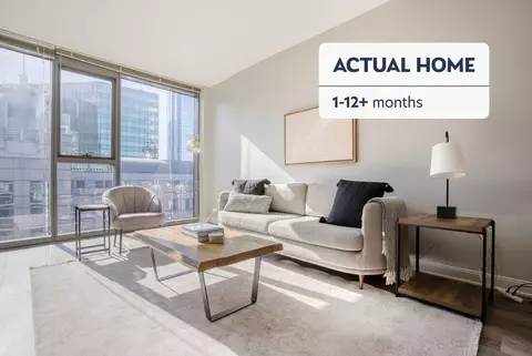 210 N Wells St, Chicago, IL 60606