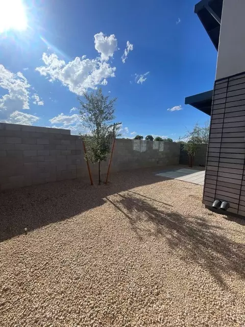 55 W Thomas Ln, Tempe, AZ 85281