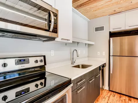 3100 Falls Cliff Rd, Baltimore, MD 21211 photo 5