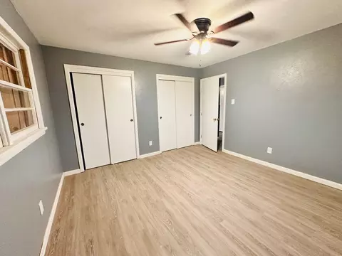 2120 35th St, Lubbock, TX 79412