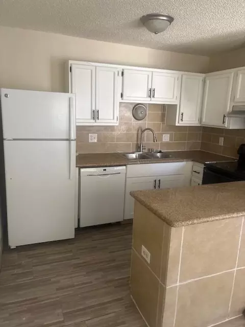 4223 Zavala St, Spring Valley, NV 89103