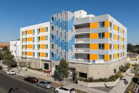4238 S Western Ave, Los Angeles, CA 90062