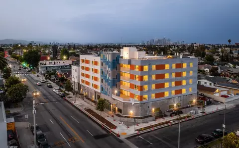4238 S Western Ave, Los Angeles, CA 90062