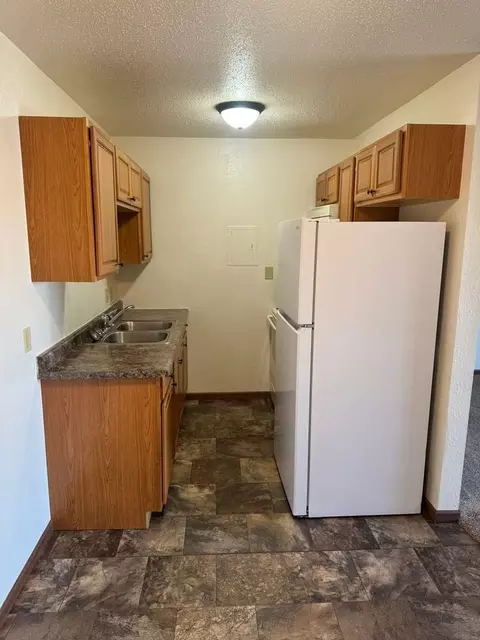 1701 N Main St, Mitchell, SD 57301