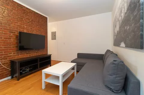 67 Wall St, New York, NY 10005