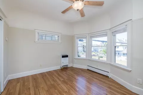 1600 3rd Ave, Oakland, CA 94606