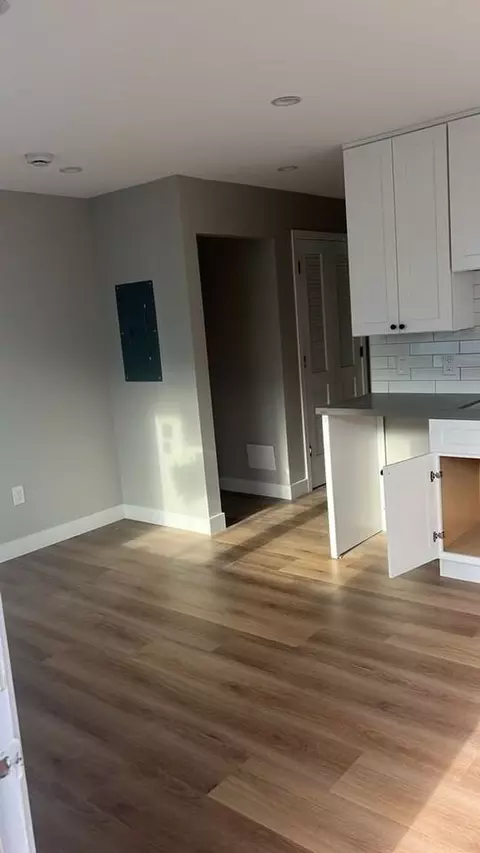 29324 Dixon St, Hayward, CA 94544