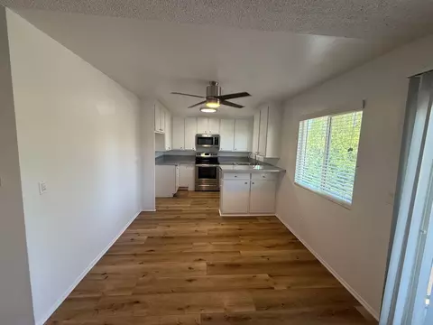 20317 Saticoy St, Los Angeles, CA 91306