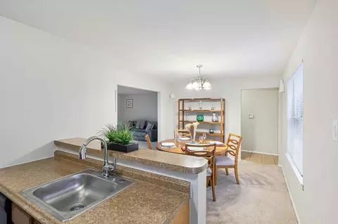 701 Royal Oaks Ct, Monmouth Junction, NJ 08852 photo 26
