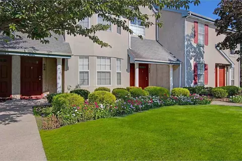 701 Royal Oaks Ct, Monmouth Junction, NJ 08852 photo 15