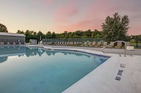 701 Royal Oaks Ct, Monmouth Junction, NJ 08852 photo 31