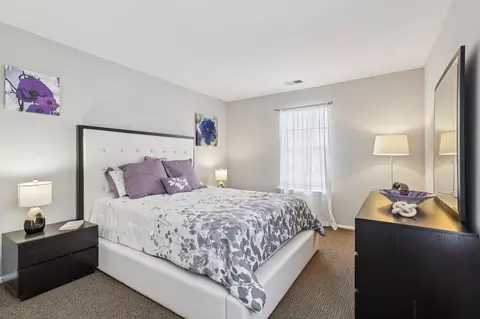701 Royal Oaks Ct, Monmouth Junction, NJ 08852 photo 7