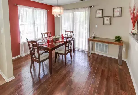 701 Royal Oaks Ct, Monmouth Junction, NJ 08852 photo 33