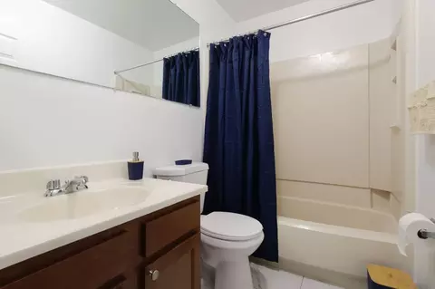 701 Royal Oaks Ct, Monmouth Junction, NJ 08852 photo 10