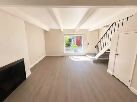 2612 G St, Sacramento, CA 95816