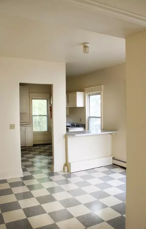 122 North St, Burlington, VT 05401