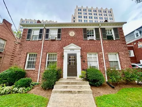 4534 Avondale St, Bethesda, MD 20814