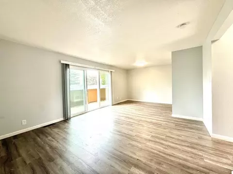 2660 Flores St, San Mateo, CA 94403