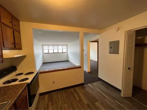 1310 Maryland Ave E, Saint Paul, MN 55106