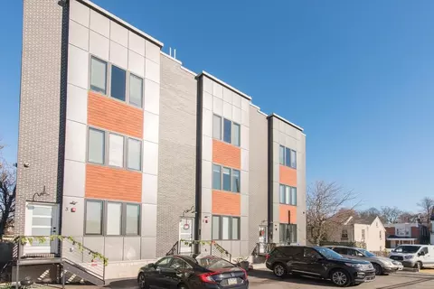 85 E Sharpnack St, Philadelphia, PA 19119