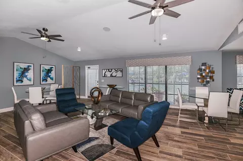 3404 Magenta Way, Bloomingdale, FL 33511 photo 11