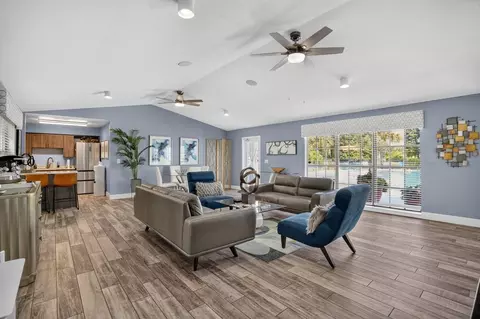 3404 Magenta Way, Bloomingdale, FL 33511 photo 96