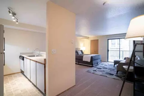 500 13th Ave E, Seattle, WA 98102 photo 4