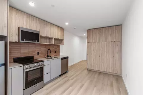 4015 Stone Way N, Seattle, WA 98103 photo 2