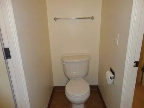 1800 Cal Young Rd, Eugene, OR 97401