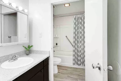 4451 Manzanita Ave, Carmichael, CA 95608 photo 2