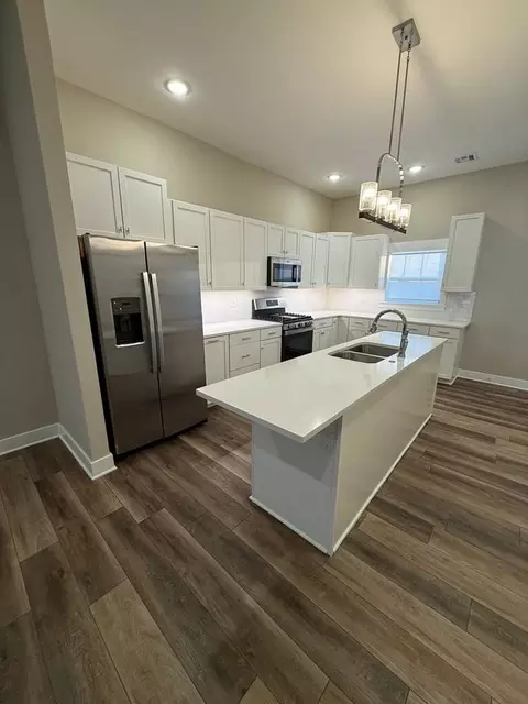 102 Creekside Way # B, Pittsburg, KS 66762