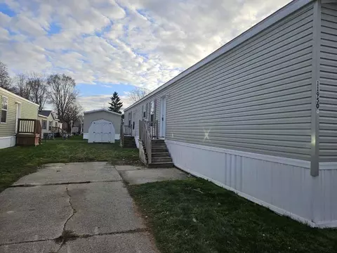 12458 Saint Michel Ave, Romeo, MI 48065 photo 16