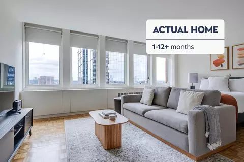 8 Whittier Pl, Boston, MA 02114