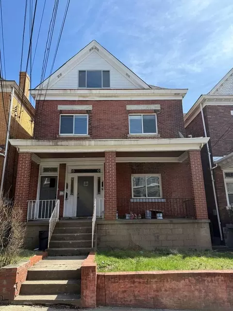 826 Collins Ave, Pittsburgh, PA 15206