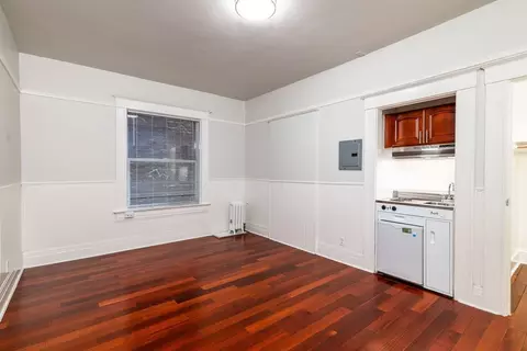 1008 Larkin St, San Francisco, CA 94109