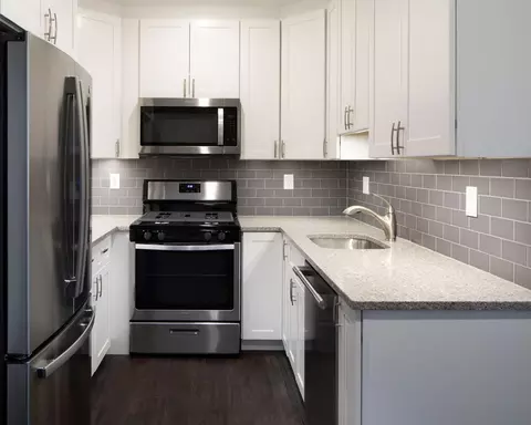 30 Euclid Ave, Hackensack, NJ 07601