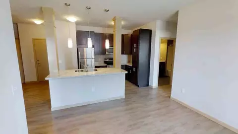 902 Drake St, Madison, WI 53715