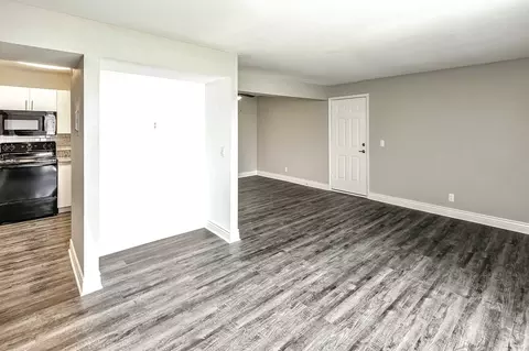 10535 Ellison Plz, Omaha, NE 68134 photo 7