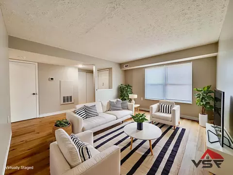 580 Staunton Commons Dr, Troy, OH 45373