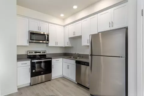 5610 Camellia Ave, North Hollywood, CA 91601