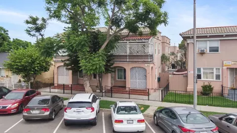 736 Olive Ave, Long Beach, CA 90813 photo 21