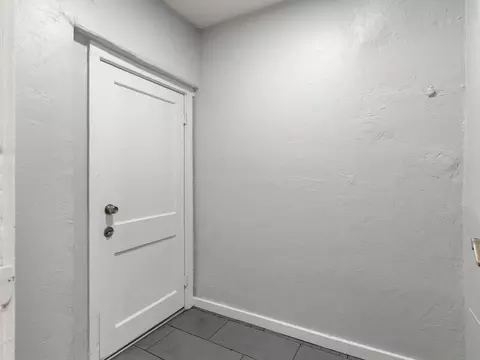 736 Olive Ave, Long Beach, CA 90813 photo 10