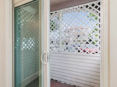 736 Olive Ave, Long Beach, CA 90813 photo 17
