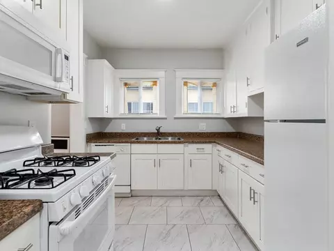 736 Olive Ave, Long Beach, CA 90813 photo 3