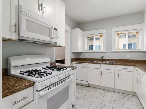 736 Olive Ave, Long Beach, CA 90813 photo 4