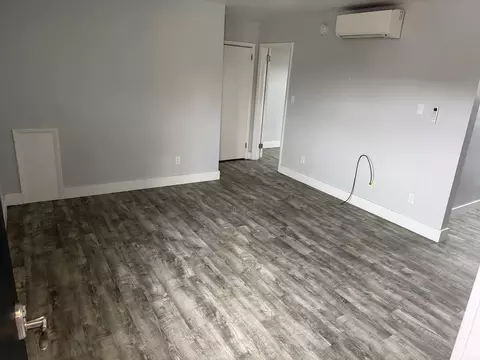 639 Russian St, California, PA 15419