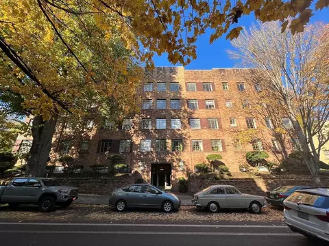 1975 NW Everett St, Portland, OR 97209