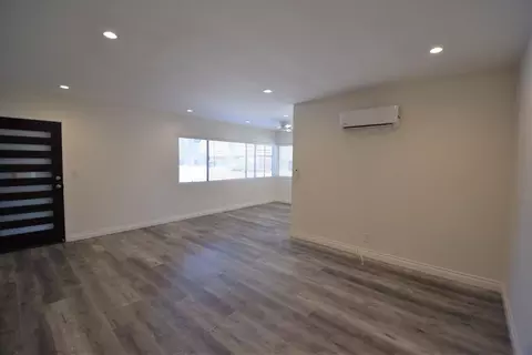 4334 Mammoth Ave, Los Angeles, CA 91423