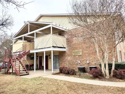 Grandview Dr, Denton, TX 76207