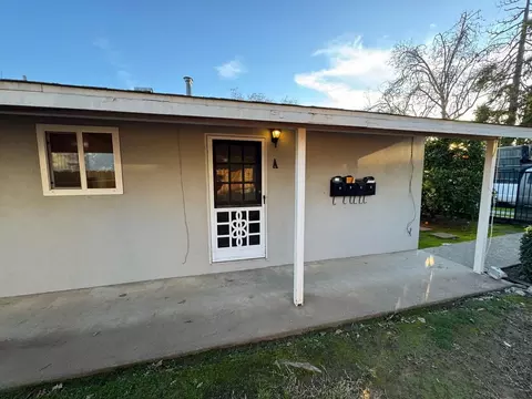 221 D St, Roseville, CA 95678